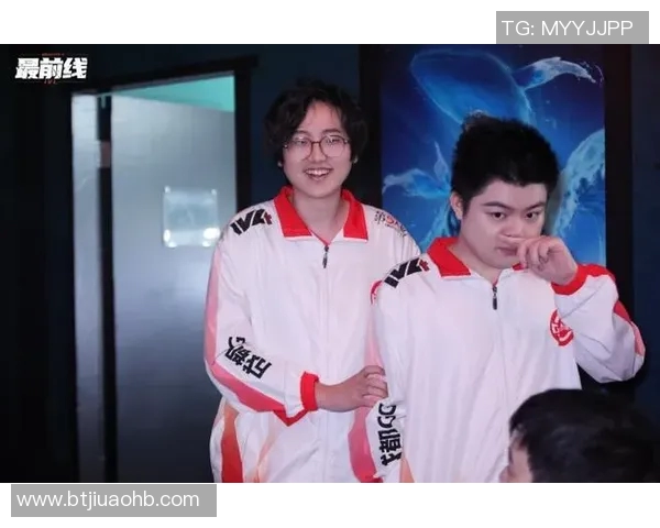 esports最新数据深入分析FPX与WE赛后复盘中的团队协作与战略执行情况 esports最新数据深入分析FPX与WE赛后复盘中的团队协作与战略执行情况